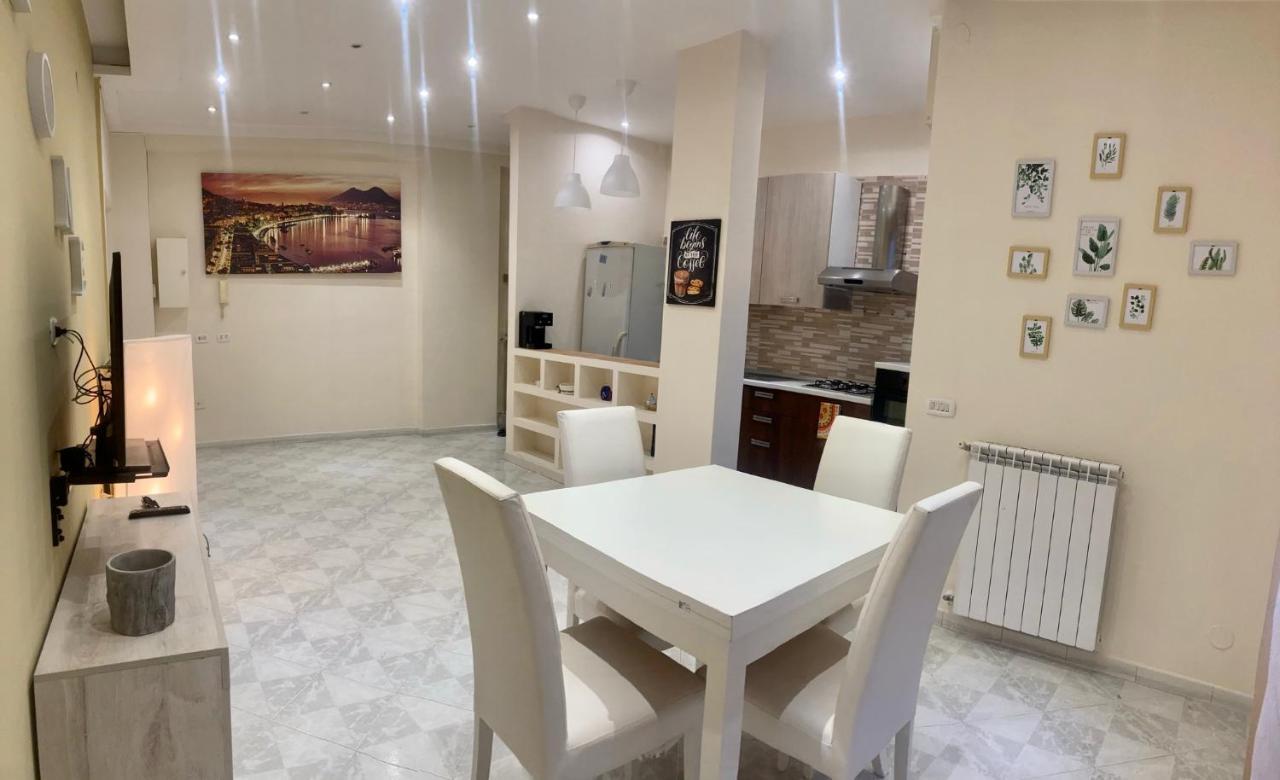 Sentiti A Casa-guest House Naples